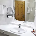 Goldenes Kreuz 4*