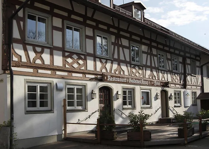 Goldenes Kreuz 4*